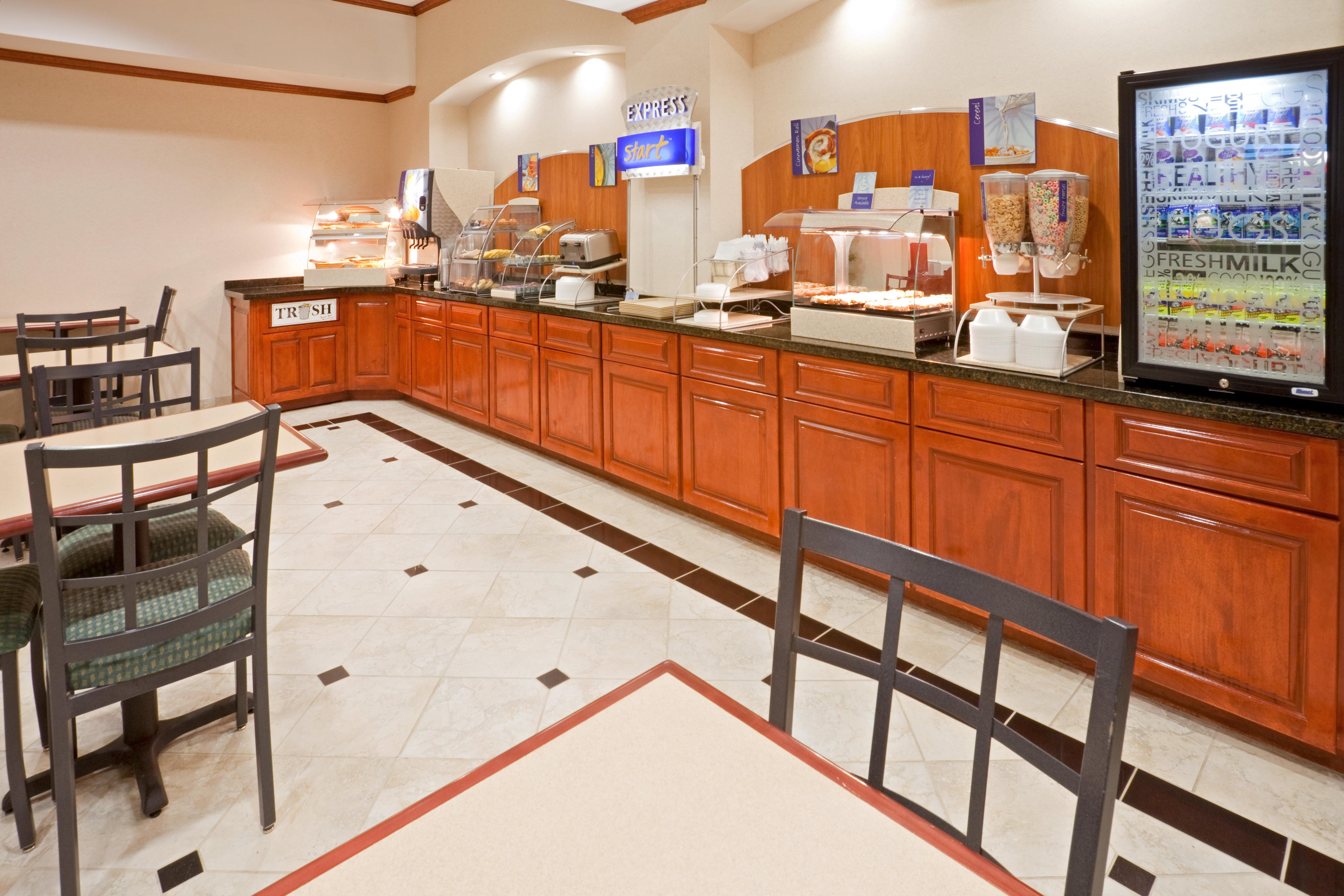 Holiday Inn Express Hotel & Suites Decatur, Tx By Ihg Exterior foto