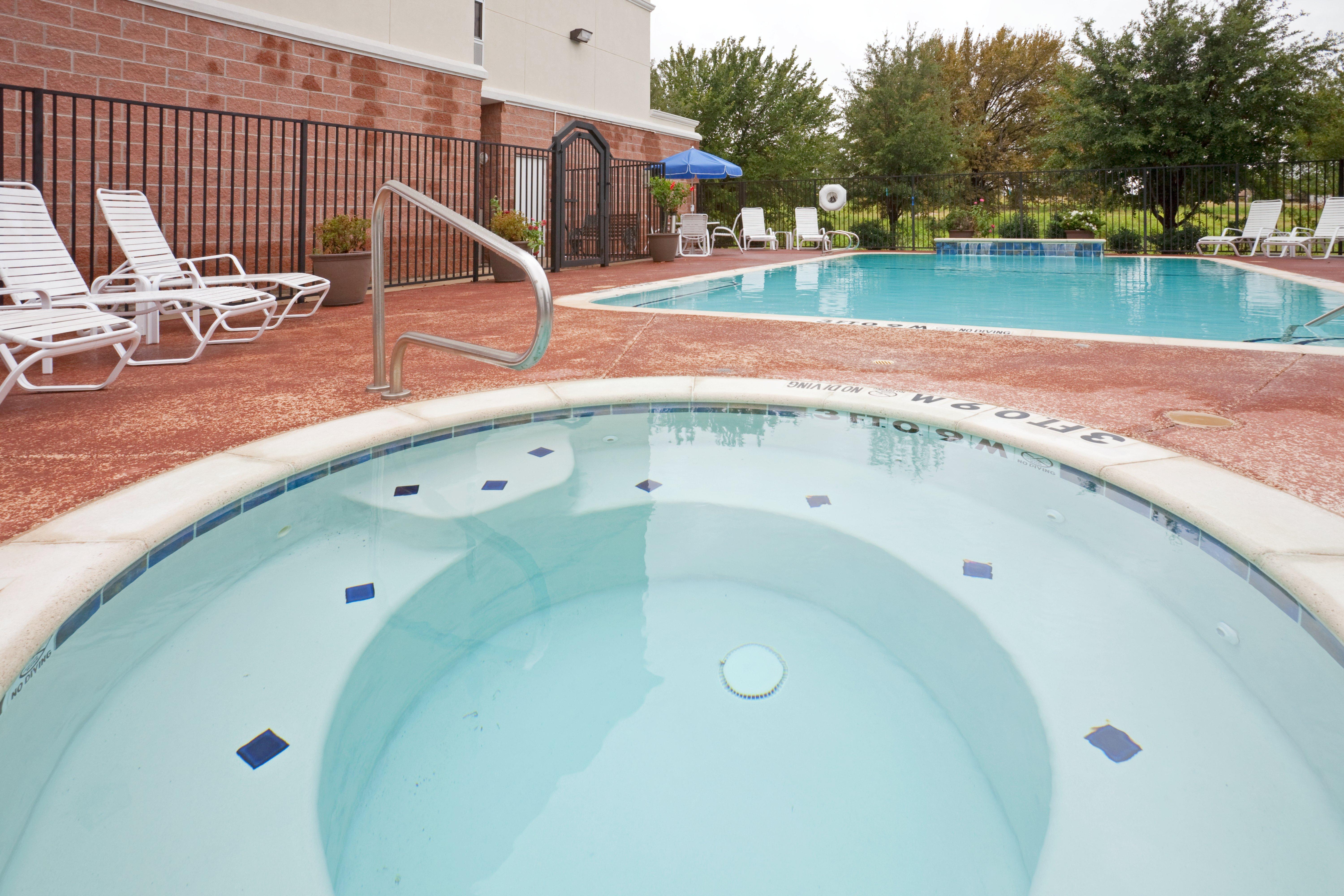 Holiday Inn Express Hotel & Suites Decatur, Tx By Ihg Exterior foto
